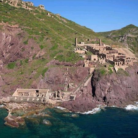 Villa L'Estasi Tanca Piras A Bordo Piscina Con Vista Mare Nebida Exterior foto